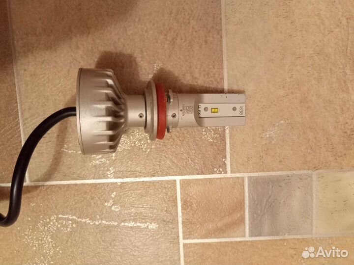 Светодиодная лампа Philips h7