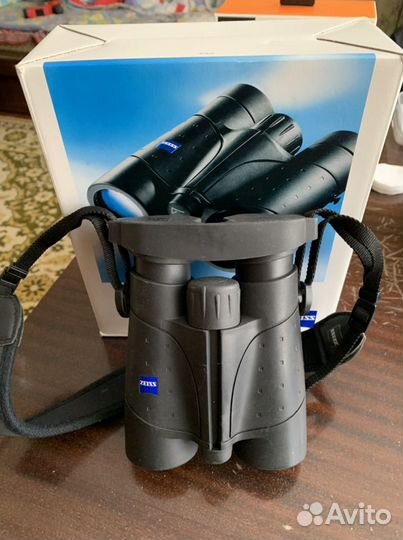 Бинокль carl zeiss victory 10x40 B T* P*