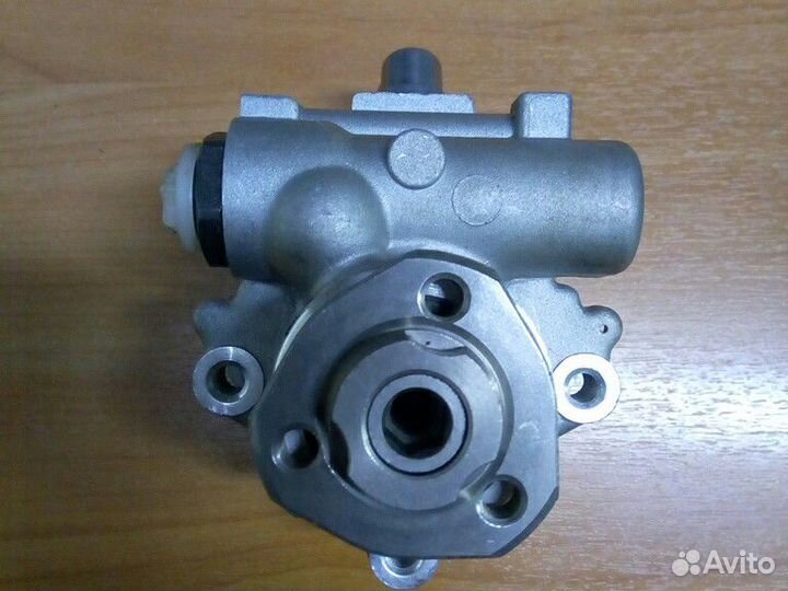 Насос гидроусилителя Volkswagen T4