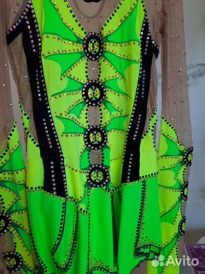 Купальник для художественной гимнастики