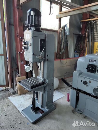 Сверлильный станок