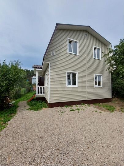 Дом 107 м² на участке 5 сот.