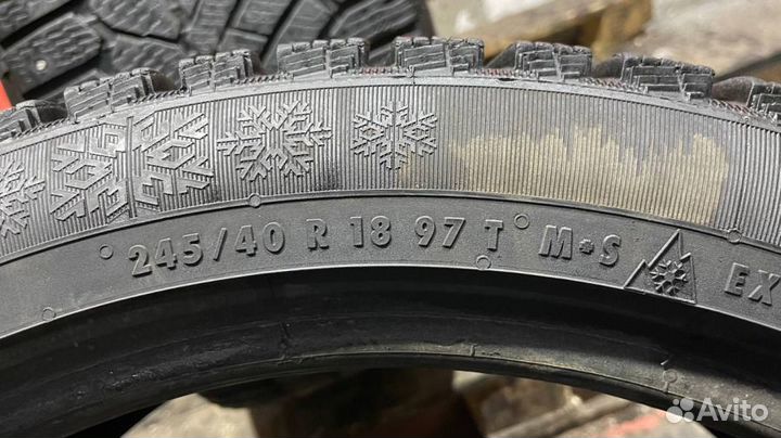 Continental ContiIceContact 245/40 R18