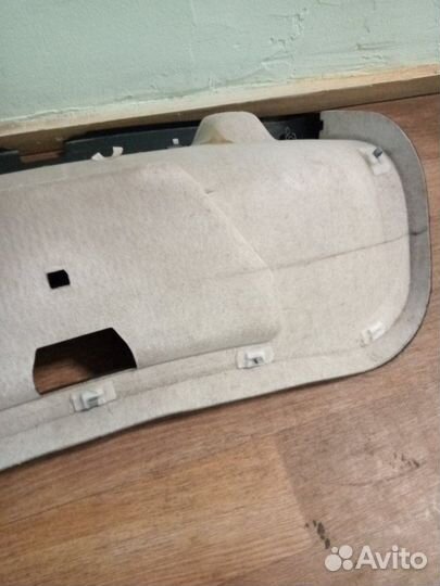 Обшивка крышки багажника Volkswagen Passat B5+