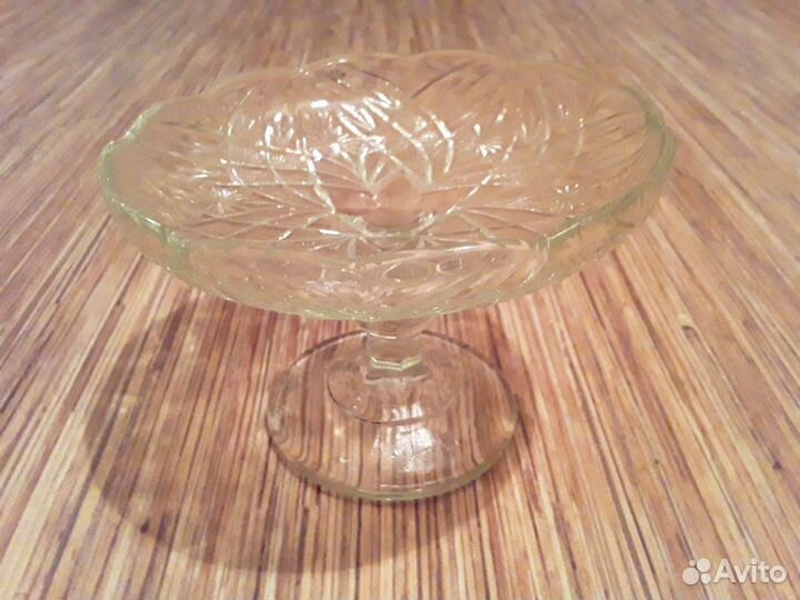 Ваза на нажке царские до 1917г