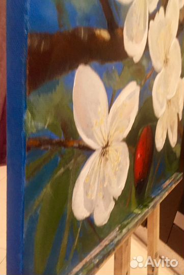 Картина маслом Цветущая яблоня весна божья коровка