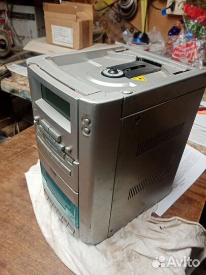 Магнитофон кассетный