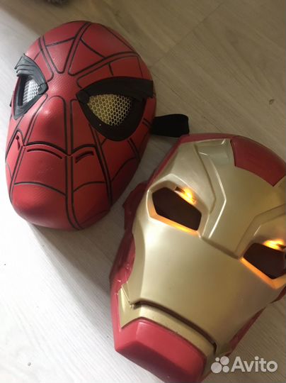 Маска человека паука и железного человека