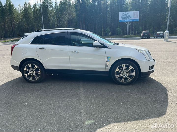 Cadillac SRX 3.0 AT, 2012, 105 000 км