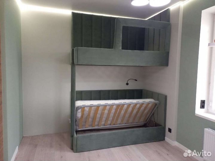 Двухъярусная кровать