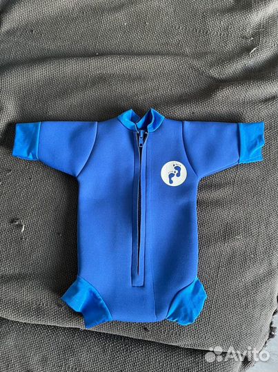 Костюм плавательный