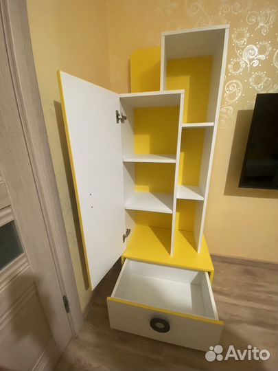 Детский мебельный гарнитур