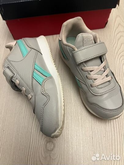 Кроссовки reebok 28