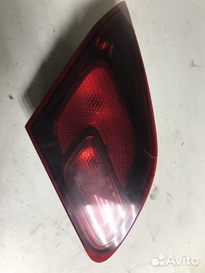 Задняя левая внутренняя фара Opel Astra J