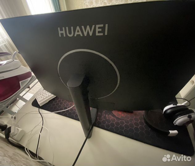 Обменяю на ваш ноут, или телефон