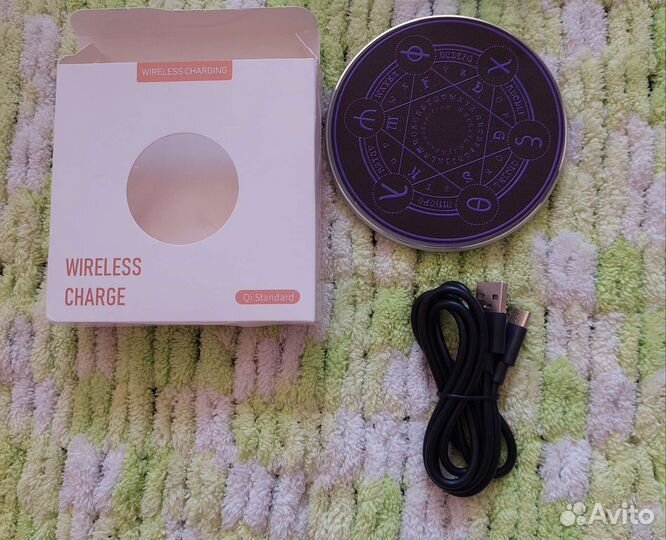 Беспроводная зарядка для iPhone новая