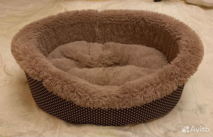 Лежанка для собак и кошек