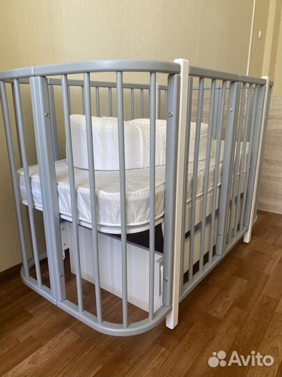 Кроватка для новорожденных