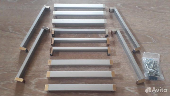 Ручка рейлинговая пластик 192 мм