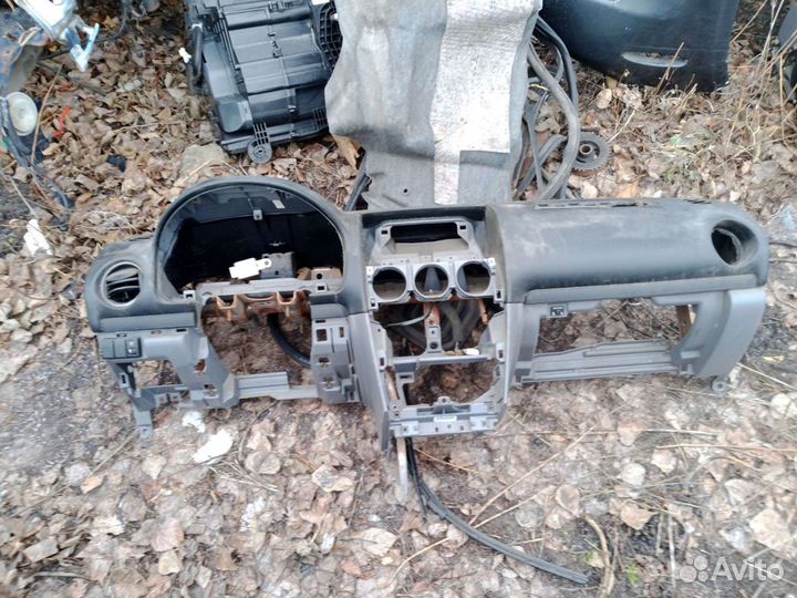 Панель передняя(торпеда) Mazda 6 GG.2005г