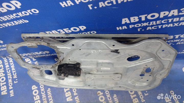 Передний левый стеклоподъемник Ford Focus 2 седан