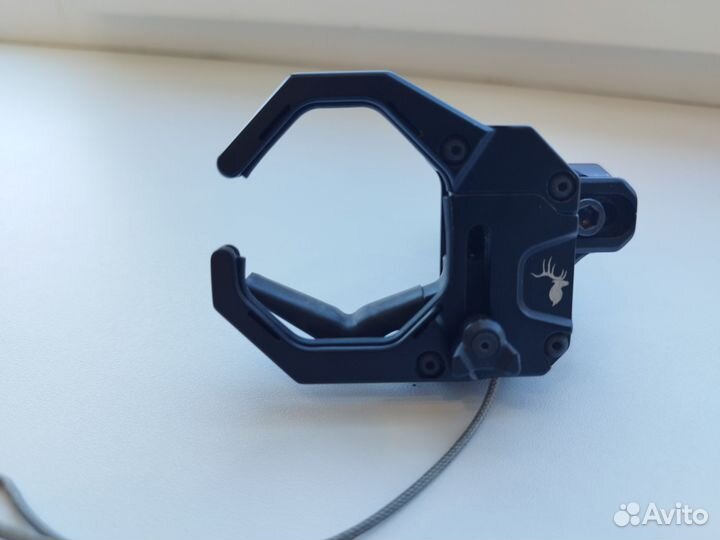 Полочка падающая Trophy Ridge HX