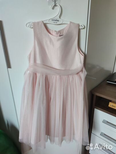 Платье розовое