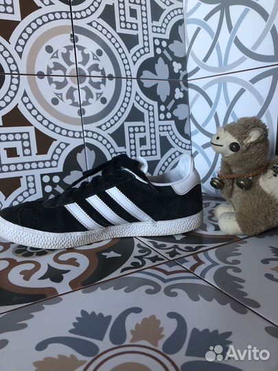 Adidas gazelle