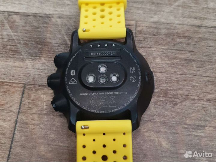 Часы Suunto spartan sport wrist HR