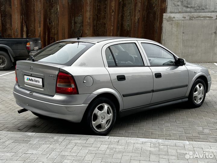 Opel Astra 1.6 AT, 2002, 213 425 км