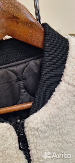 Куртка бомбер