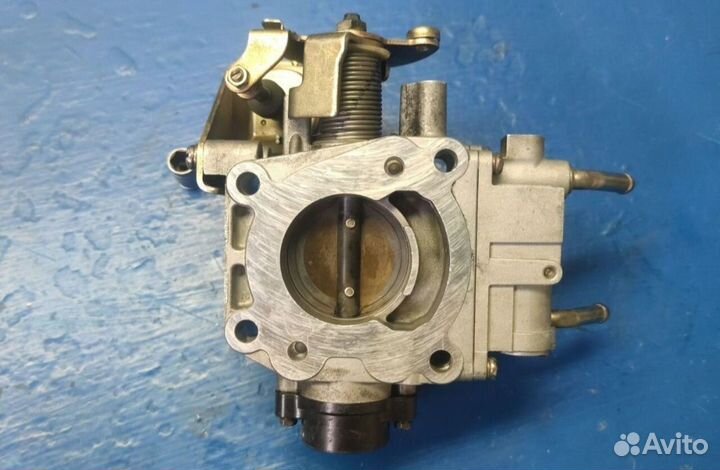 Дросельная заслонка Nissan Primera P11, 114 л.с