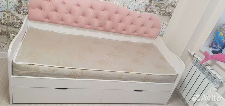 Детская кровать с мягким бортиком