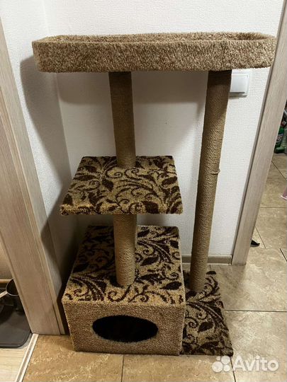 Домик для кошки с когтеточкой