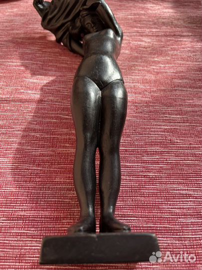 Каслинское литье, чугунная статуэтка,Купальщица