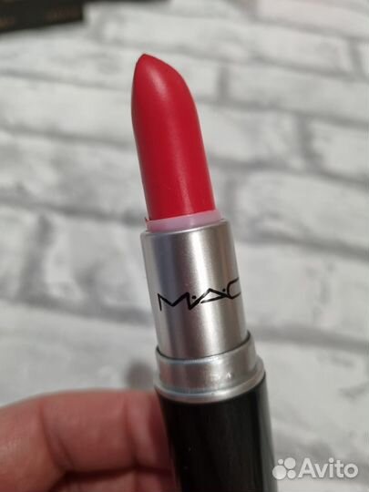 Помада матовая
