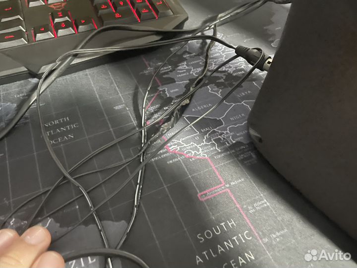Компьютерные колонки Genius