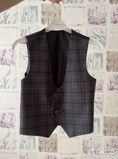 Школьный костюм