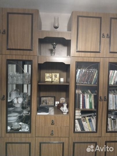 Стенка горка в гостинную