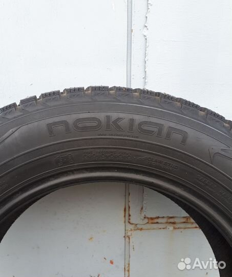 Nokian Tyres Hakkapeliitta 5 215/60 R16 99T
