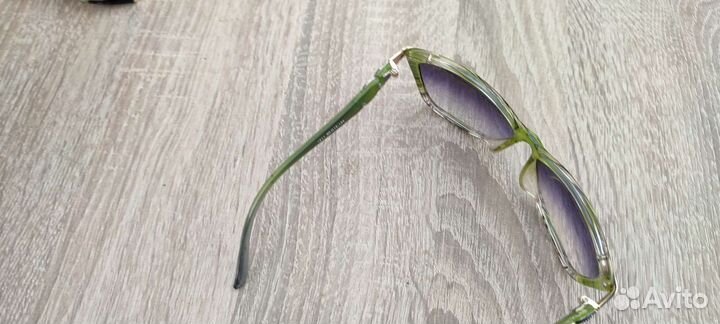 Солнцезащитные очки женские брендовые