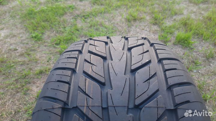 Arivo Ultra Sport ARV7 275/40 R22 J