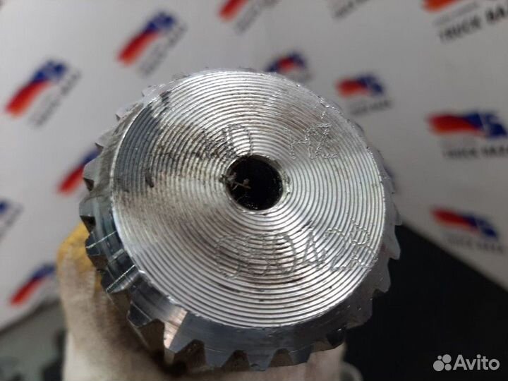 AZ9981340223 Полуось без блокировки