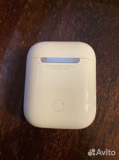 Зарядный футляр для airpods