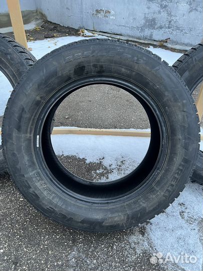 Pirelli Ice Zero 225/65 R17 106T