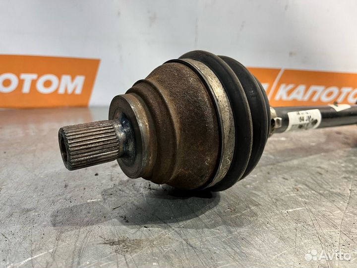 Привод перед. прав. Volkswagen Tiguan 2008