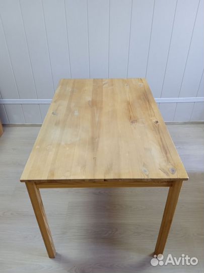 Стол IKEA