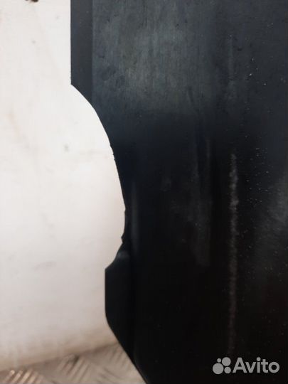 Диффузор (кожух) вентилятора Bmw X5 внедорожник