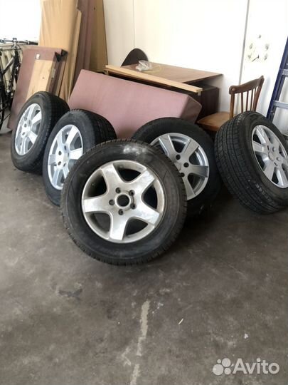 Roadstone Winguard SUV 235/65 R17