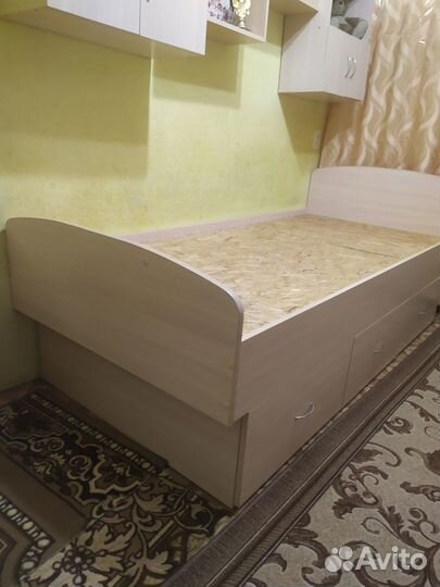 Продам кровать